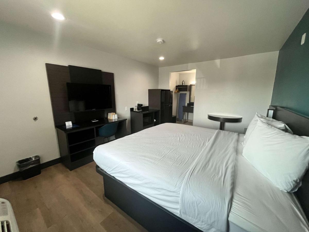 Motel 6-Escondido, Ca Bagian luar foto