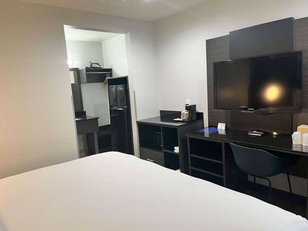 Motel 6-Escondido, Ca Bagian luar foto