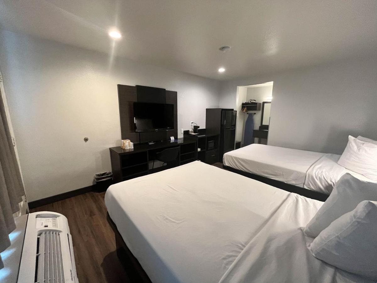 Motel 6-Escondido, Ca Bagian luar foto