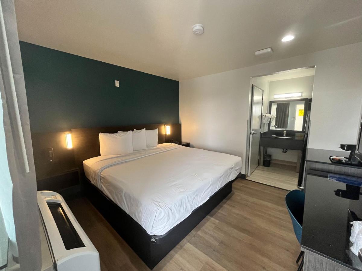 Motel 6-Escondido, Ca Bagian luar foto