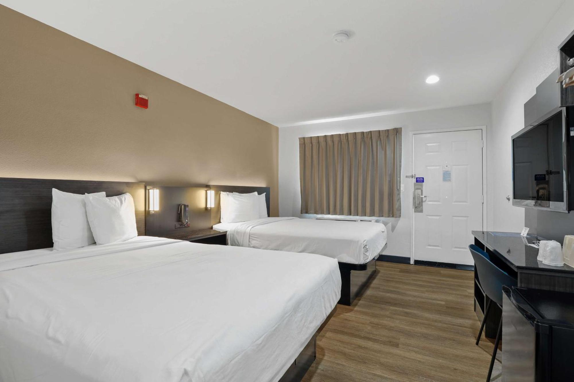 Motel 6-Escondido, Ca Bagian luar foto