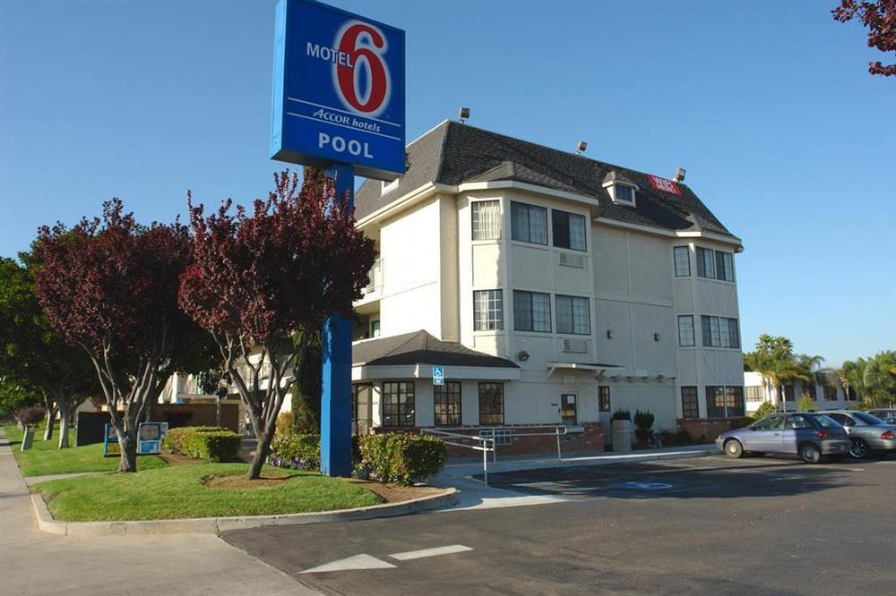 Motel 6-Escondido, Ca Bagian luar foto